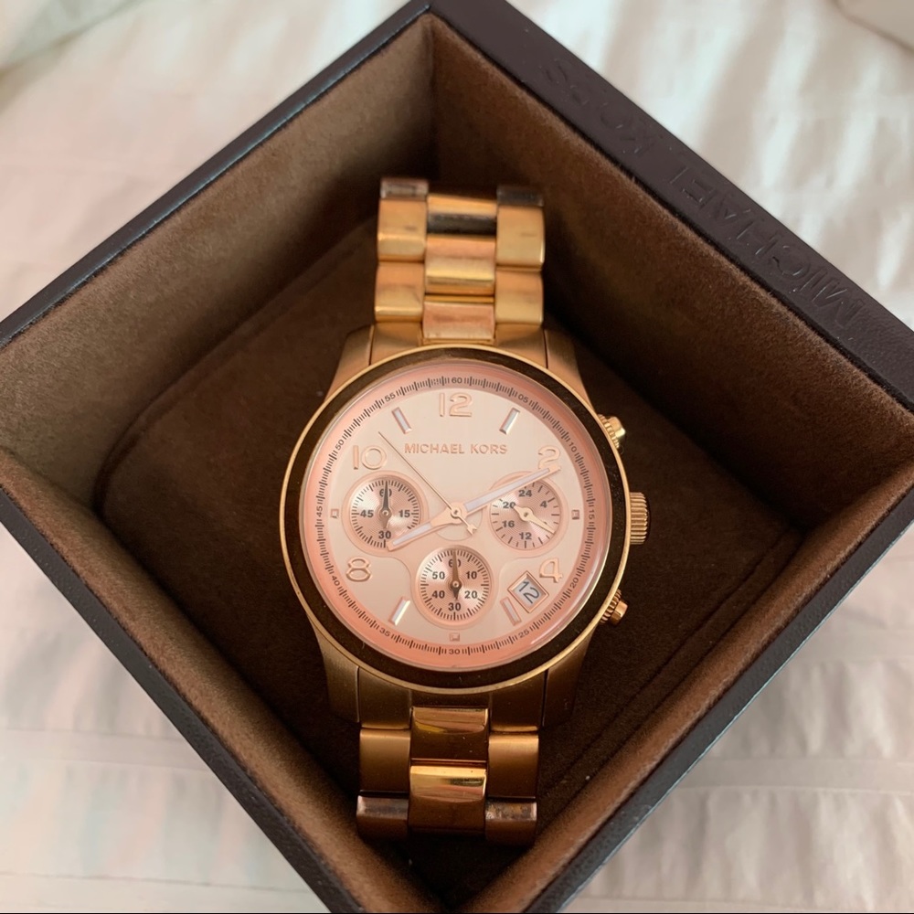 Michael Kors ‘Runway’ Rose Gold Watch
